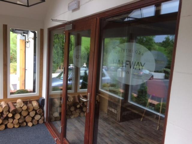 Dartmoor Halfway Inn 牛顿阿伯特 外观 照片